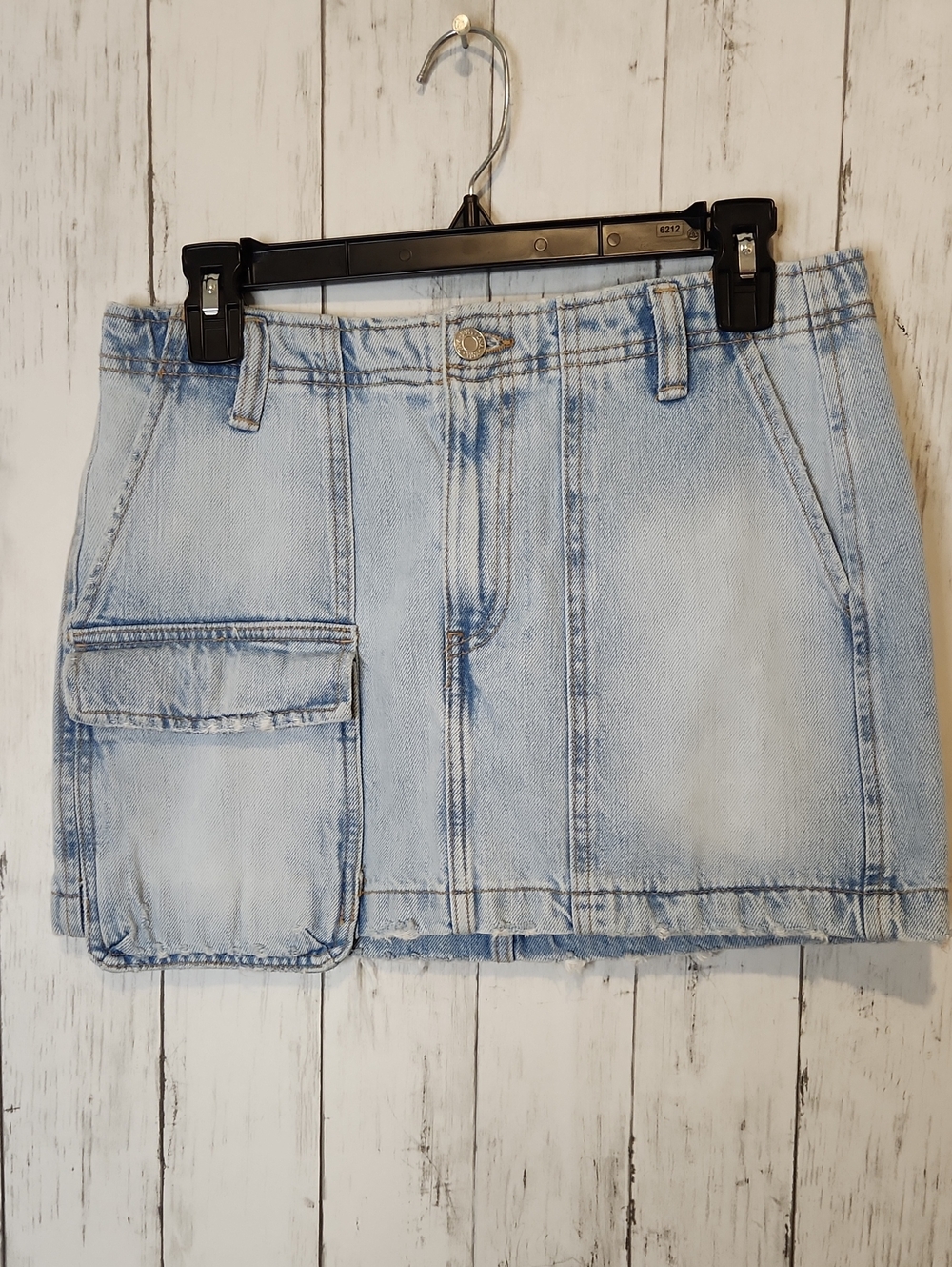 Zara Denim Cargo Mini Skirt Light Wash Raw Hem Size S